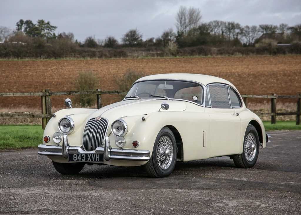 Lot 169 - 1960 Jaguar  XK150 Fixedhead Coupé