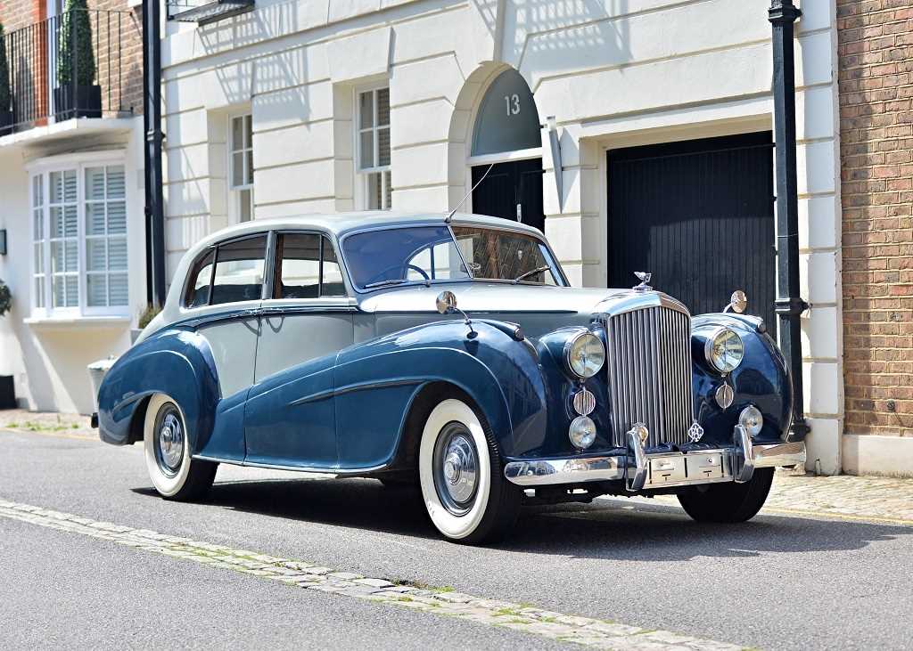 Lot 124 - 1951 Bentley Mk. VI Lightweight Saloon by H.J Mulliner