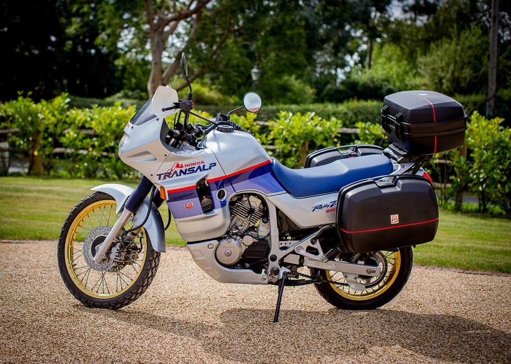 Lot 102 - 2000 Honda  Transalp XL600V