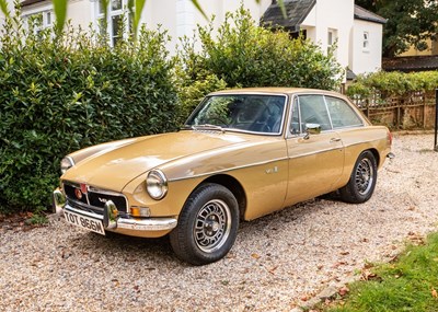 Lot 163 - 1974 MG B GT V8