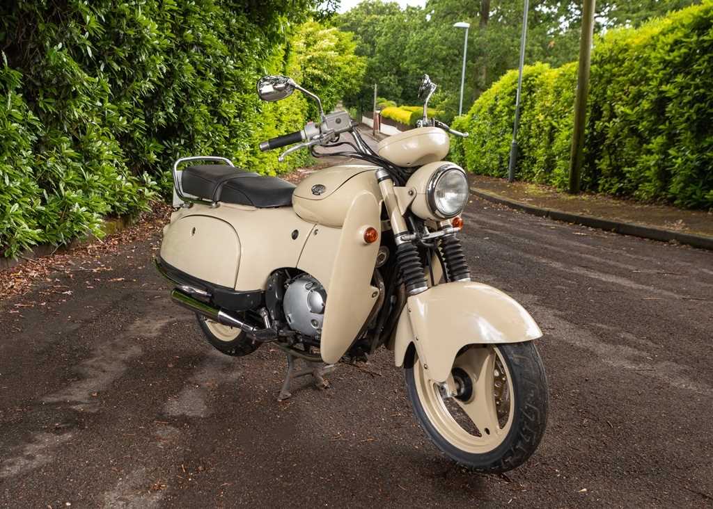 Lot 103 - 1992 Suzuki SWI