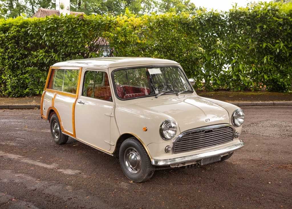 Lot 135 - 1969 Innocenti Mini T Estate