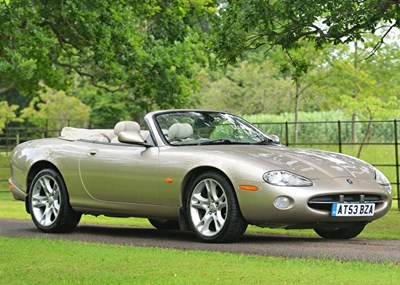 Lot 114 - 2004 Jaguar XK8
