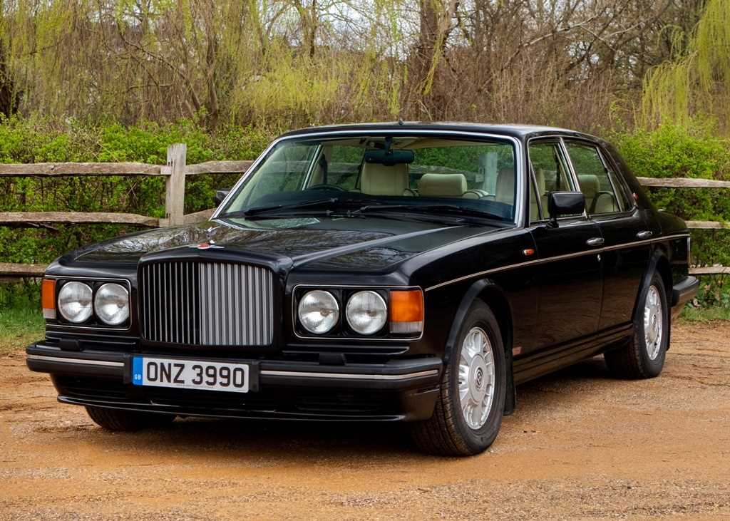 Lot 120 - 1994 Bentley Turbo R