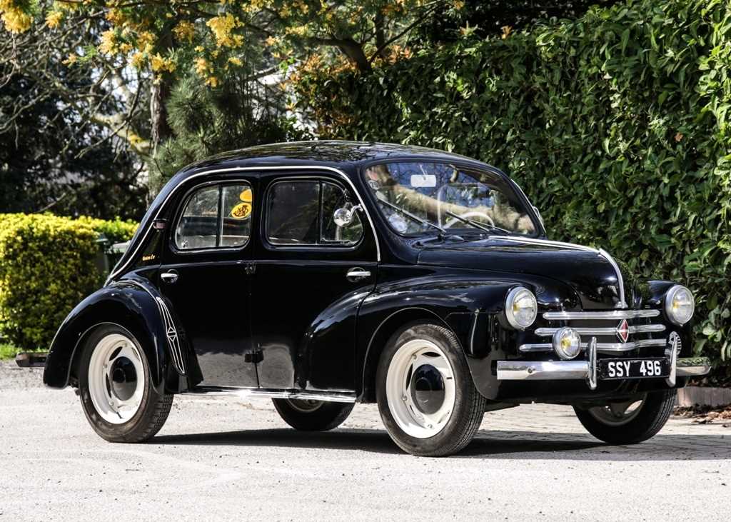 Lot 117 - 1955 Renault 4CV ‘Bouton d’Or’