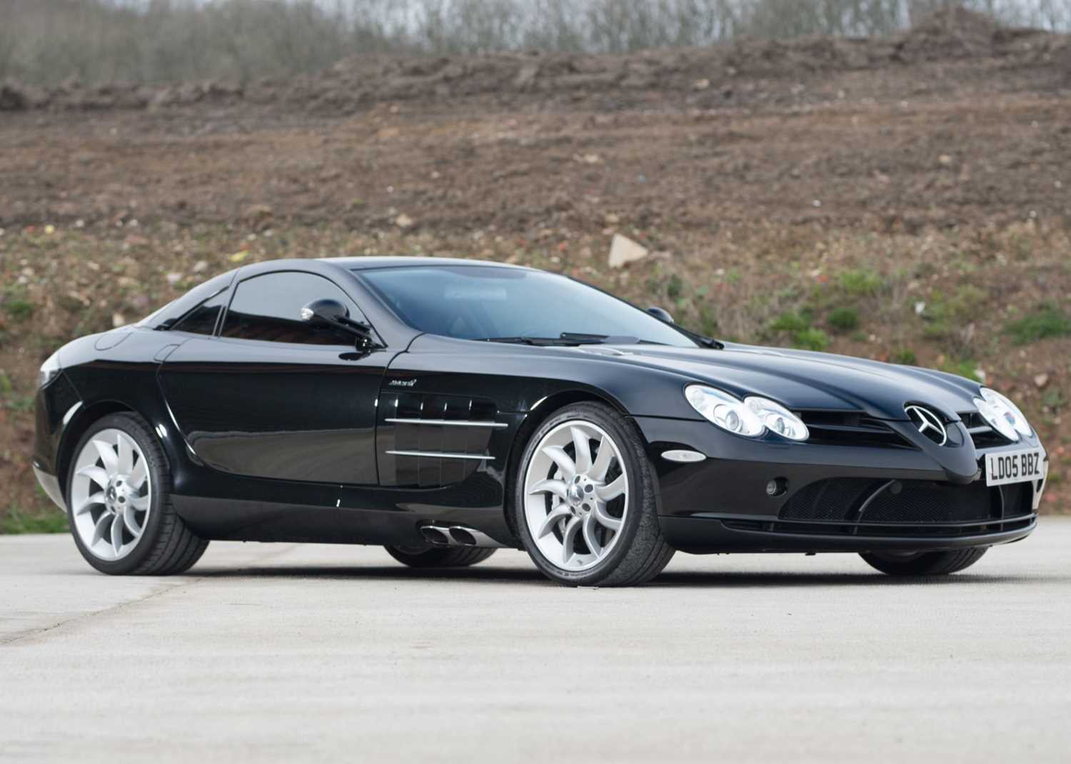 Lot 173 - 2005 Mercedes-Benz SLR McLaren