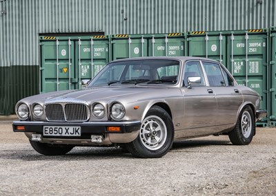 Lot 274 - 1988 Daimler Double Six