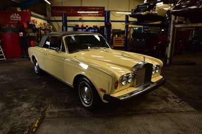 Lot 182 - 1975 Rolls-Royce Corniche Convertible