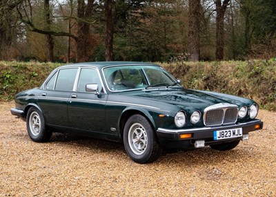 Lot 187 - 1992 Daimler Double Six (Series III)
