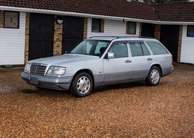 Lot 185 - 1995 Mercedes-Benz  E280 Estate