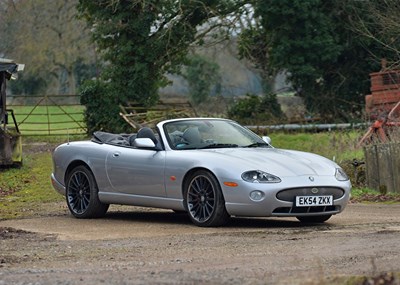 Lot 125 - 2004 Jaguar XKR Convertible 'Carbon Edition'