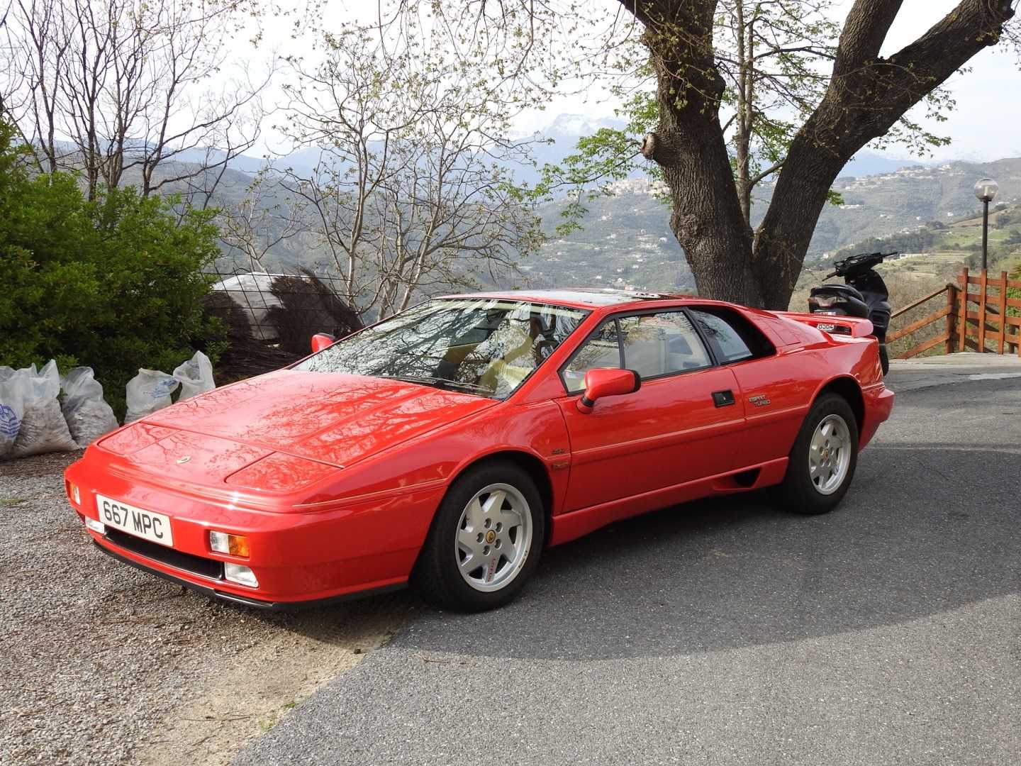 Lot 163 - 1989 Lotus Esprit Turbo