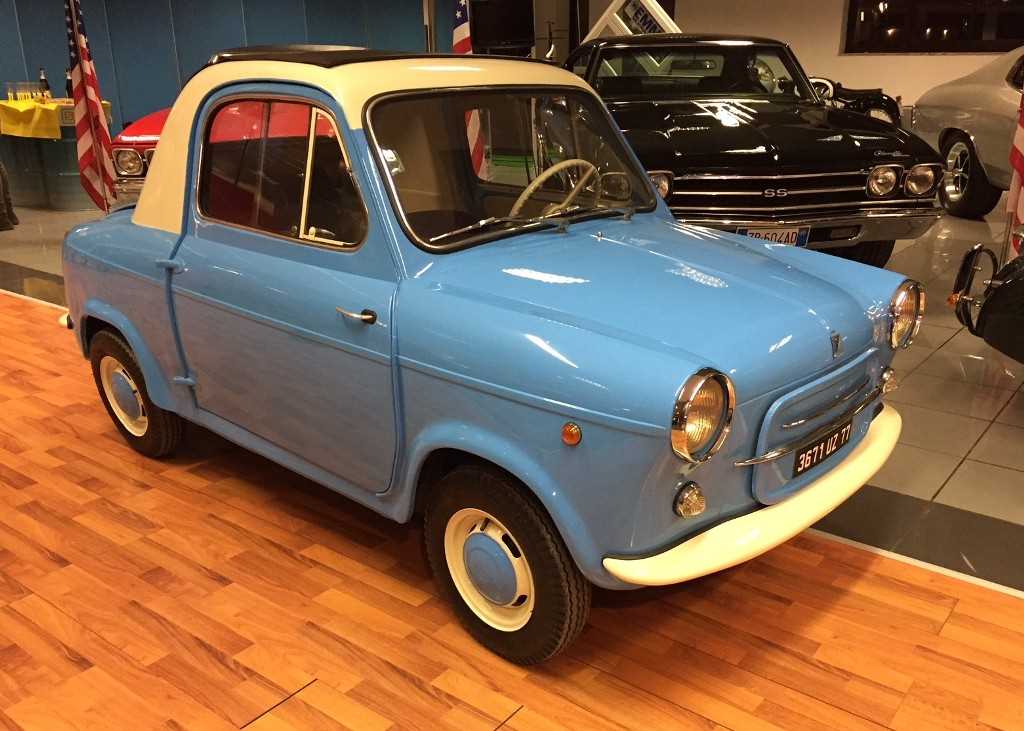 Lot 114 - 1958 Vespa 400 Luxe
