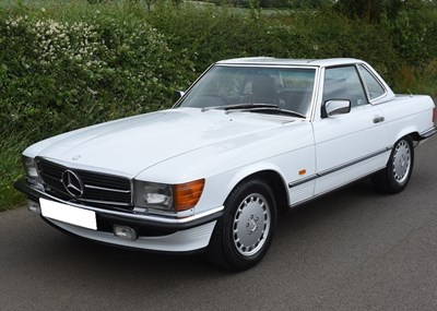 Lot 144 - 1989 Mercedes-Benz  SL 420 Roadster