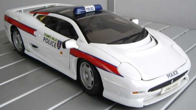 Lot 80 - Jaguar XJ220