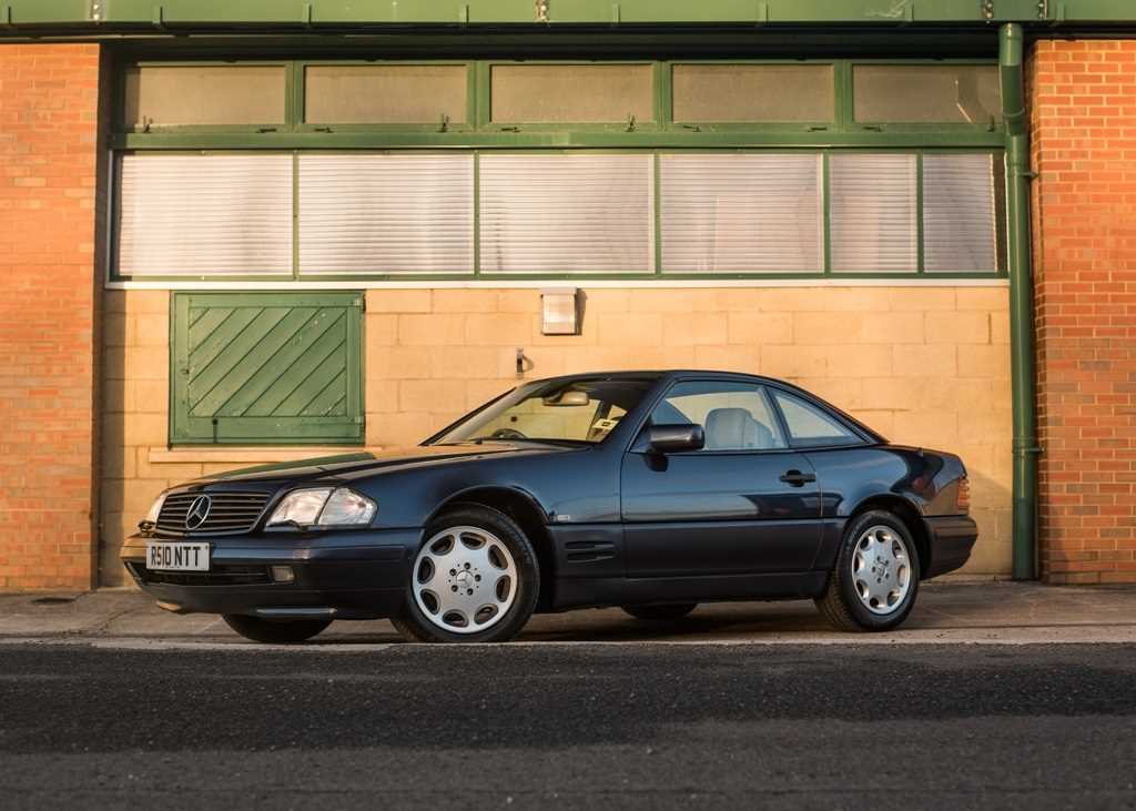 Lot 239 - 1998 Mercedes-Benz SL 500 Roadster