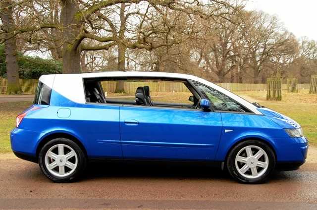 Lot 113 - 2003 Renault  Avantime Dynamique