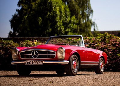 Lot 174 - 1967 Mercedes-Benz 230 SL Pagoda