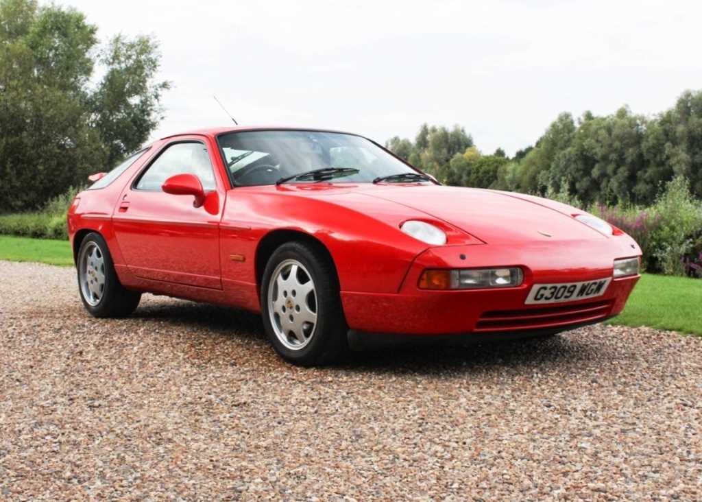 Lot 159 - 1990 Porsche 928 GT