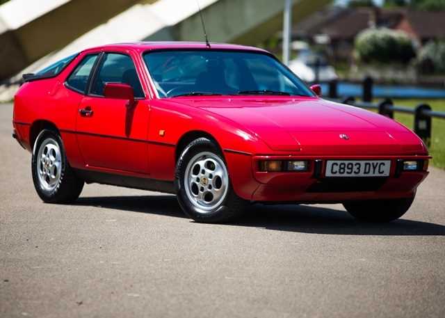 Lot 109 - 1985 Porsche 924S