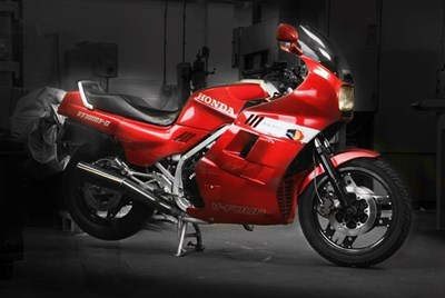Lot 210 - 1985 Honda VF 1000