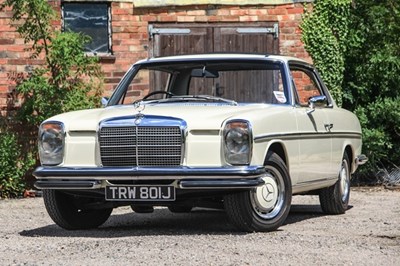 Lot 282 - 1971 Mercedes-Benz 250 CE