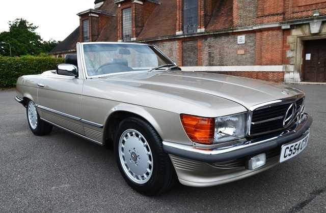 Lot 241 - 1986 Mercedes-Benz 500 SL Roadster